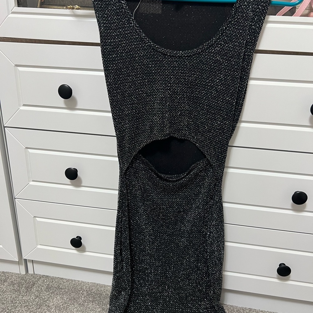 Black Cutout Sleeveless Dress